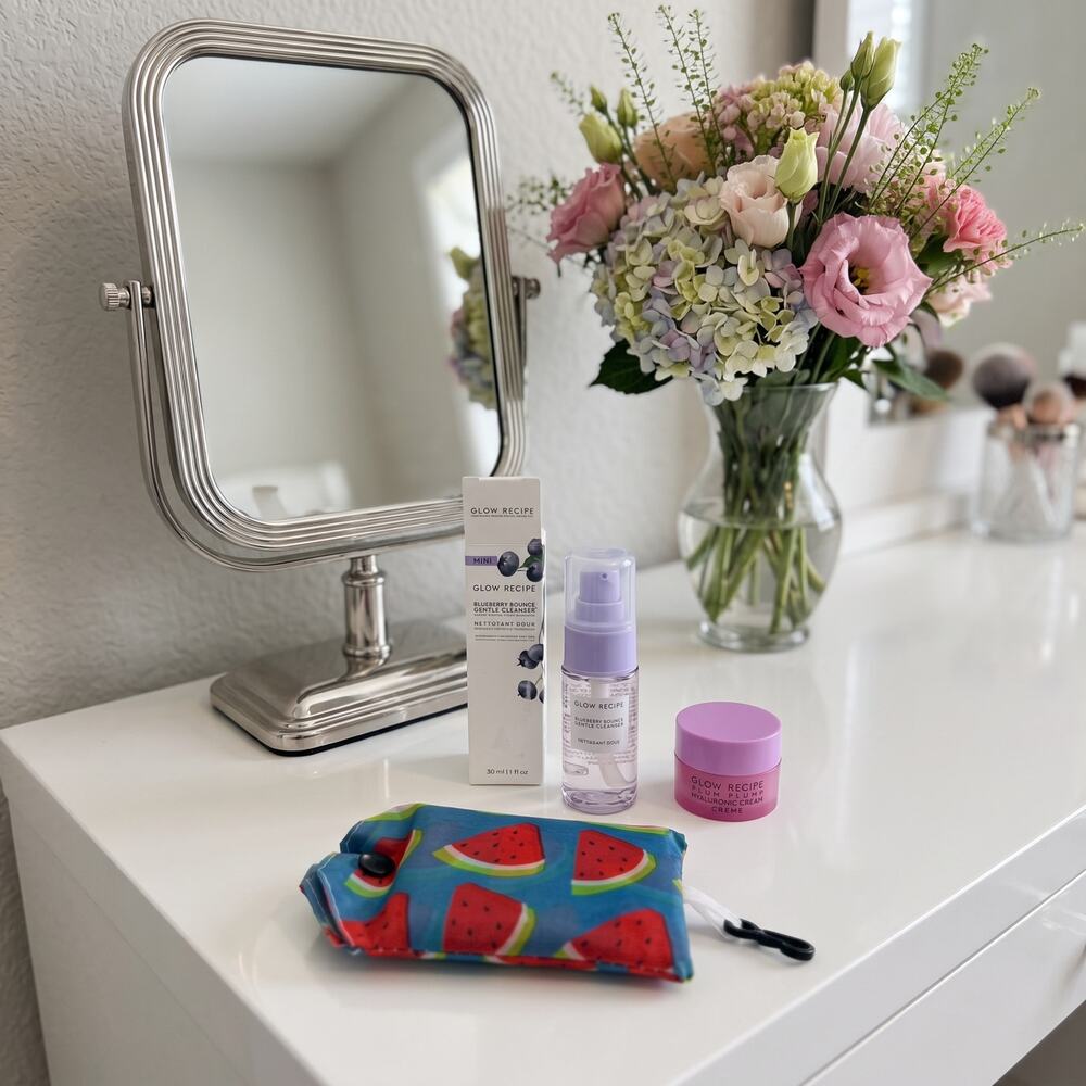 Glow Recipe Blueberry Bounce Cleanser & Plum Plump Cream Travel Set